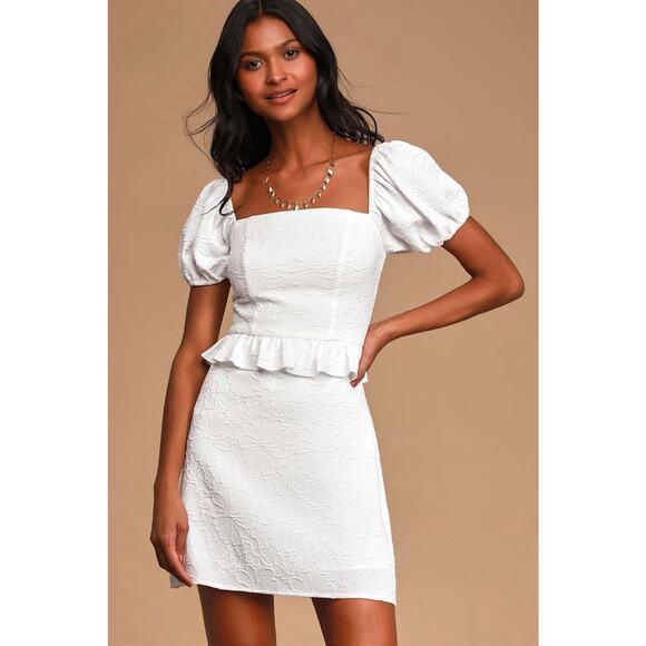 Lulu's Dresses & Skirts - Lulus Striking Beauty White Floral Jacquard Puff Sleeve Mini Dress Size Large